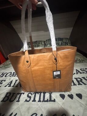 Melissa Beige Leather Shopper Tote
